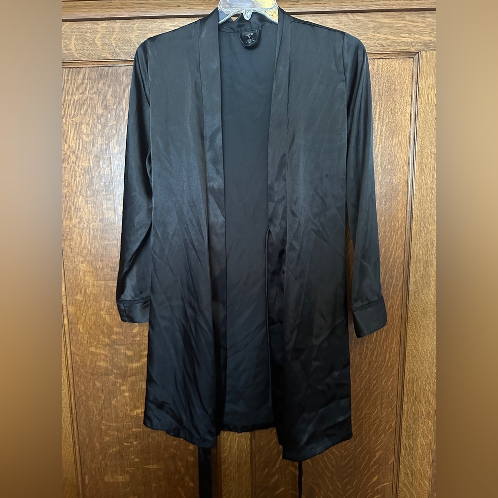 Apt 9 Black Kimono-Style Satin Robe with Lace Detail, Size S
